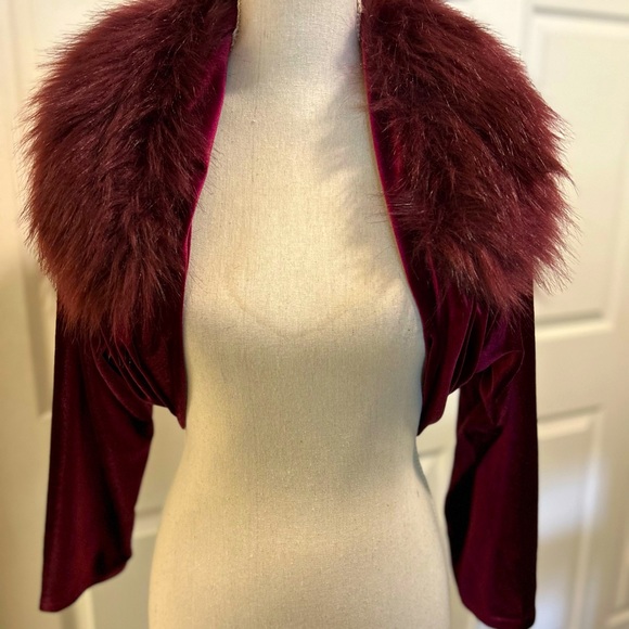 TAHARI Womens Burgundy Faux Fur Solid Long Sleeve Open
Cardigan Sweater Size XL - Picture 3 of 15